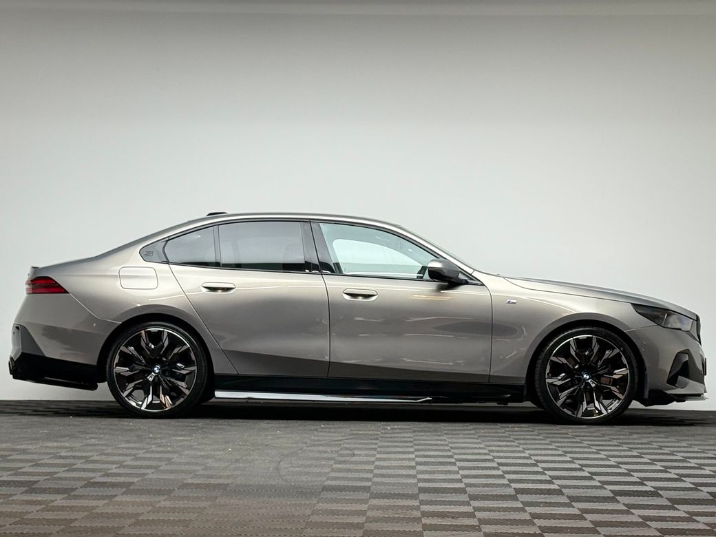 2024 BMW 5 Series
