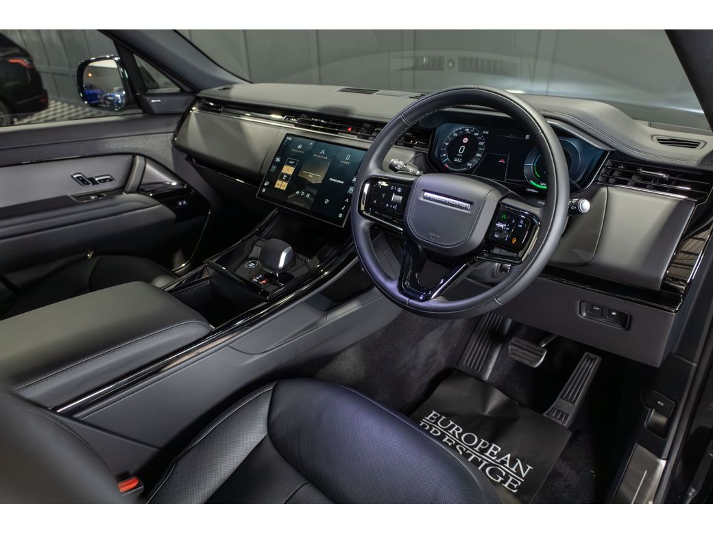 2025 Land Rover Range Rover Sport