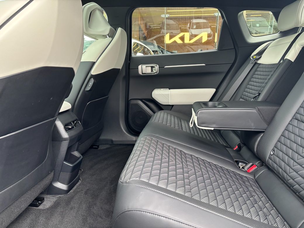 2025 Kia EV4