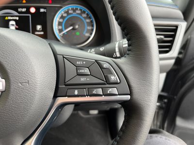 2025 Nissan Leaf