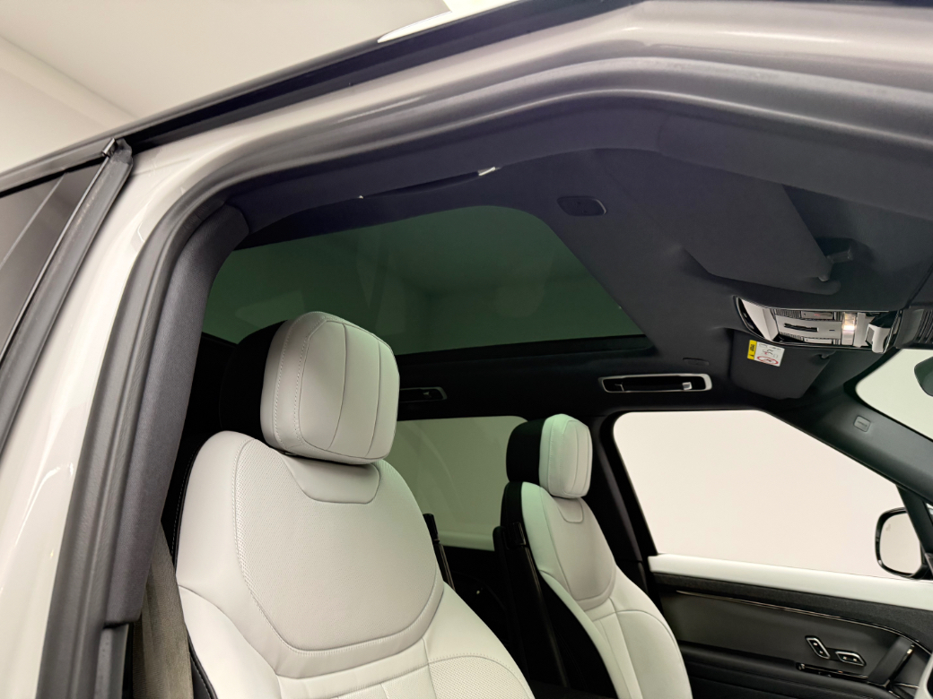 2026 Land Rover Range Rover Sport