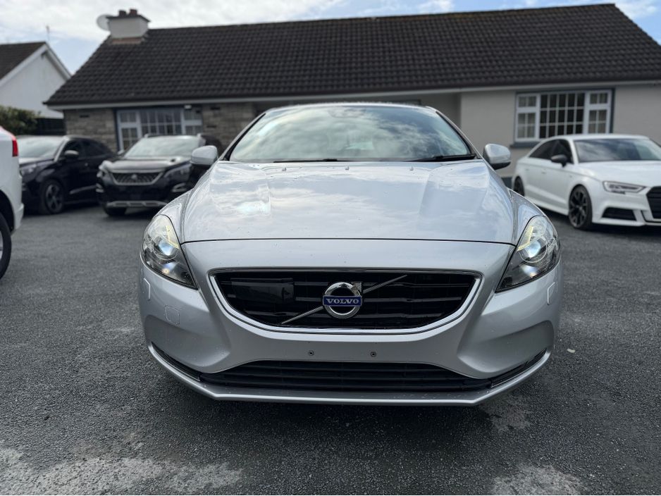 2016 Volvo V40