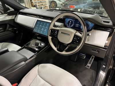 2024 Land Rover Range Rover Sport