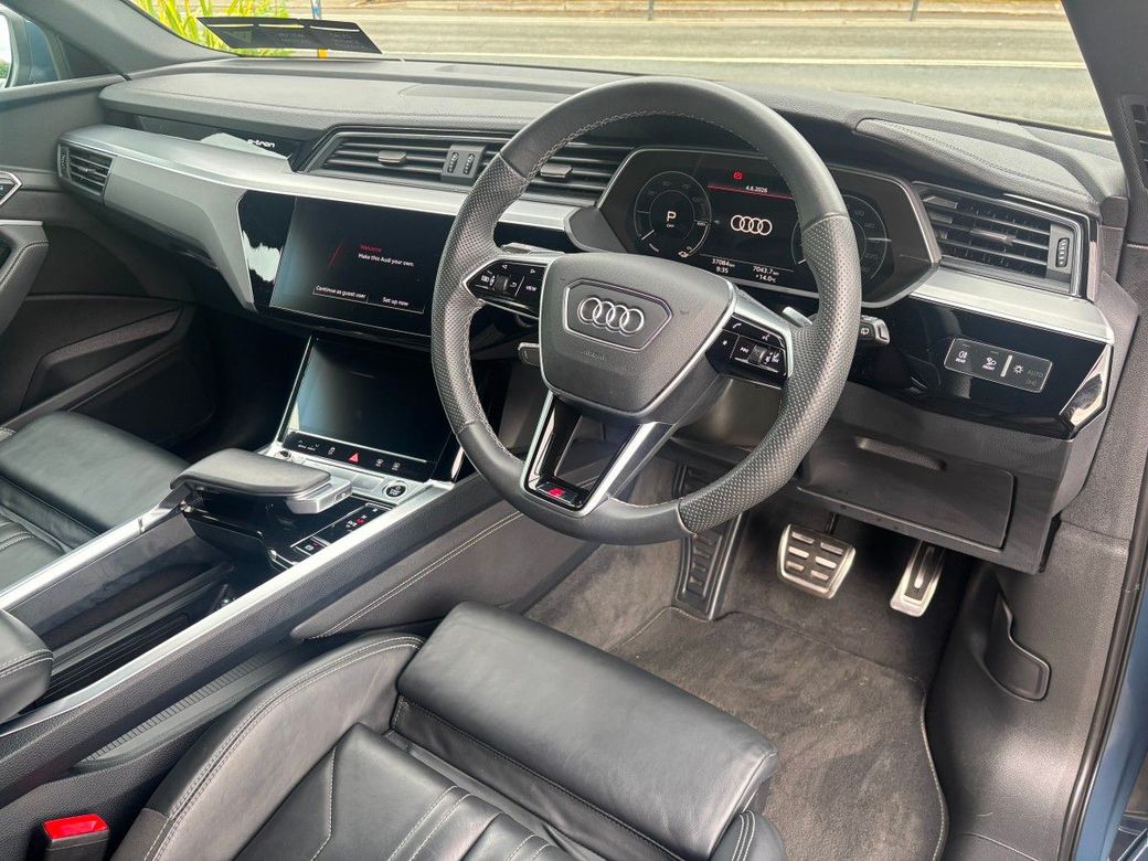 2024 Audi Q8 e-tron