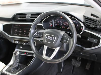 2023 Audi Q3