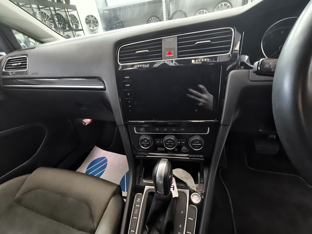 2017 Volkswagen Golf