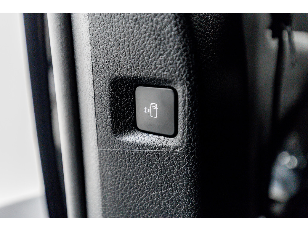 2025 Peugeot Traveller