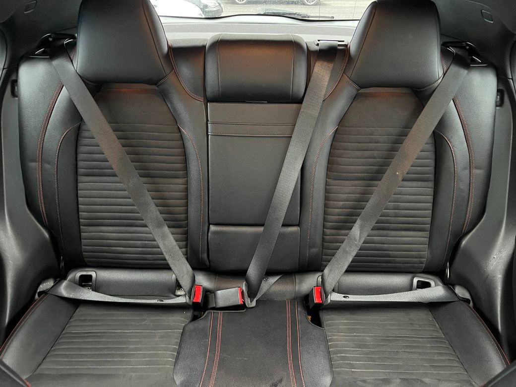 2016 Mercedes-Benz A 180