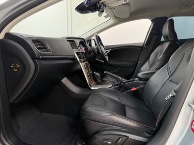 2016 Volvo V40 Cross Country