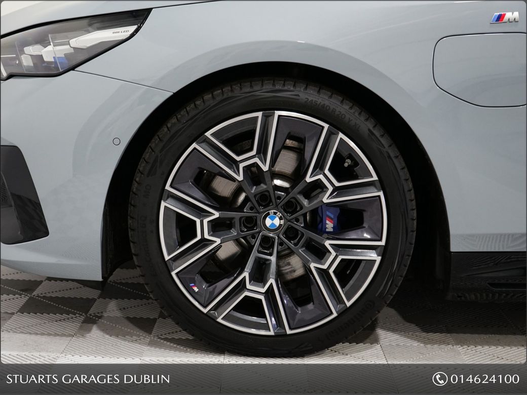 2025 BMW 5 Series