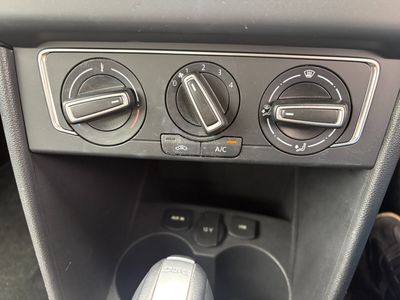 2015 Volkswagen Polo