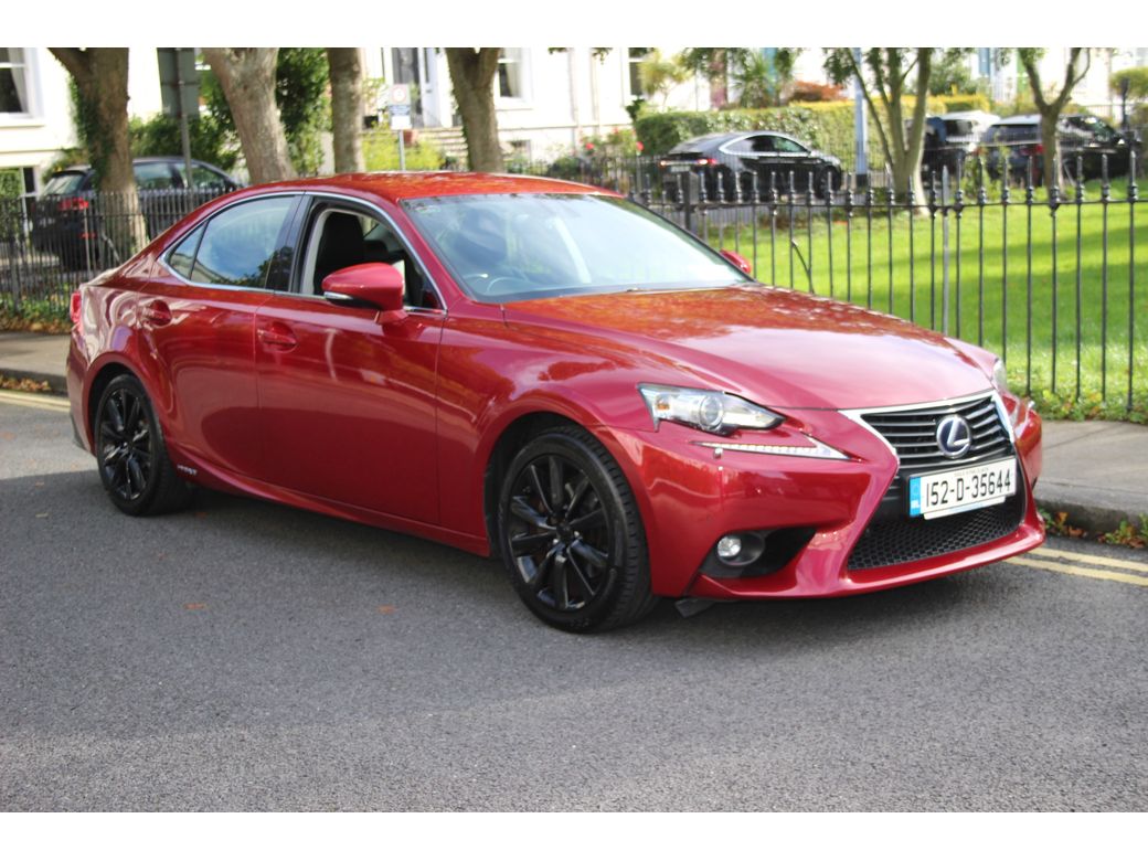 2015 Lexus IS 300h