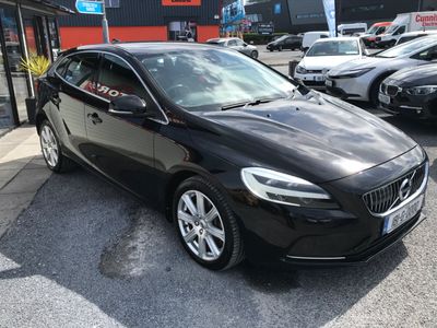 2018 Volvo V40