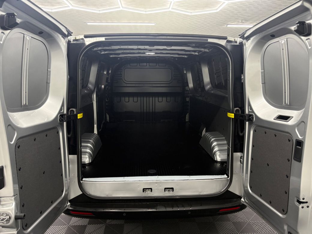 2026 Maxus eDELIVER 7