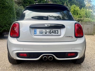 2018 Mini Hatch