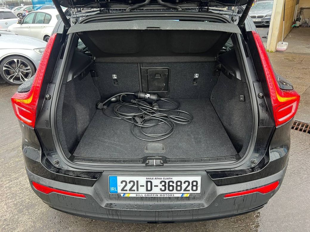 2022 Volvo XC40