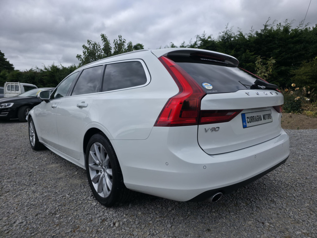 2020 Volvo V90