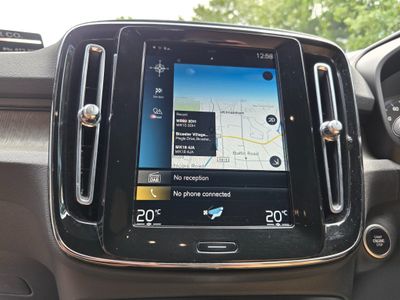 2021 Volvo XC40
