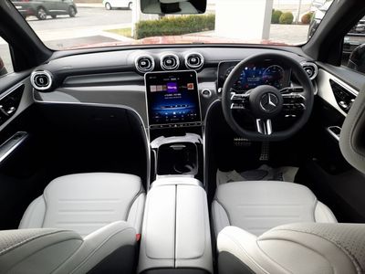 2025 Mercedes-Benz GLC Class