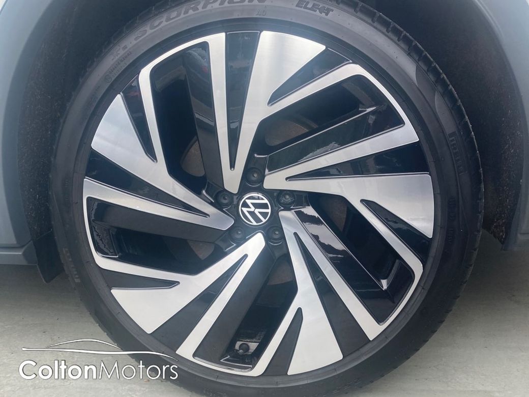 2023 Volkswagen ID.5