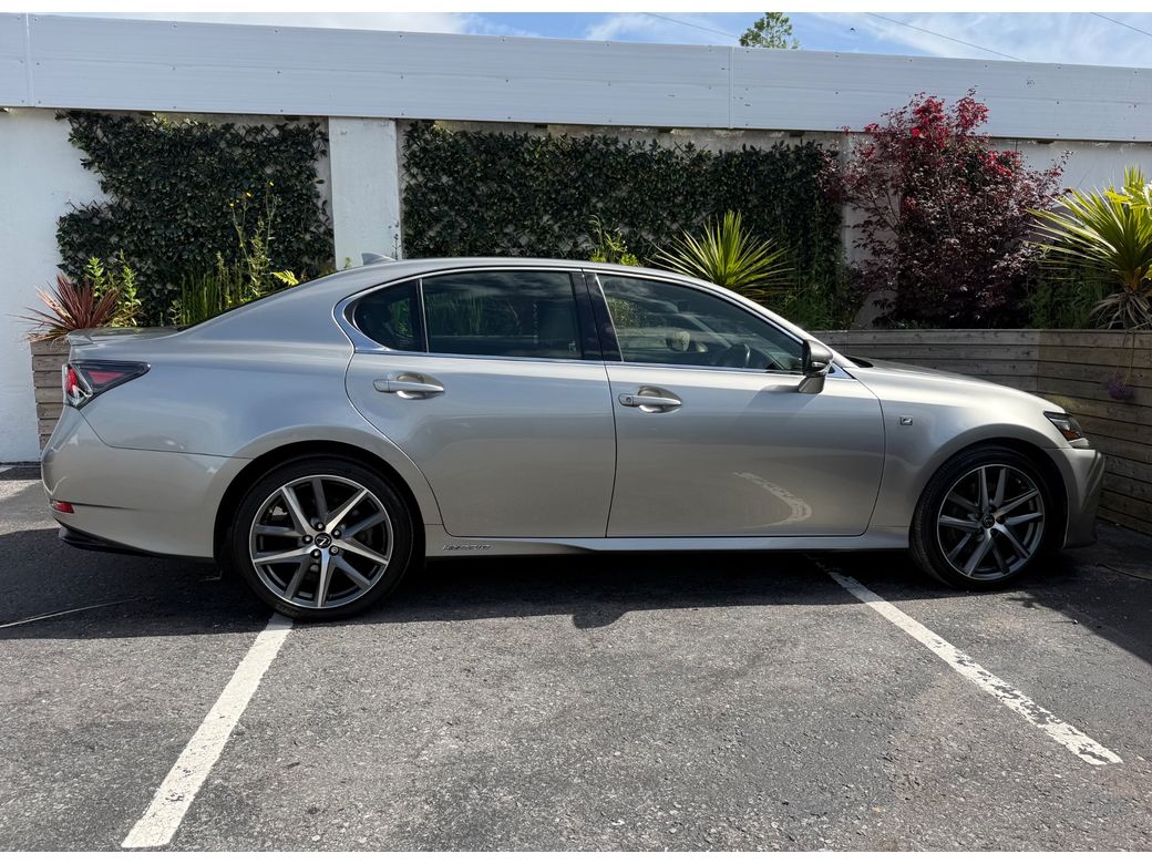 2017 Lexus GS 300H