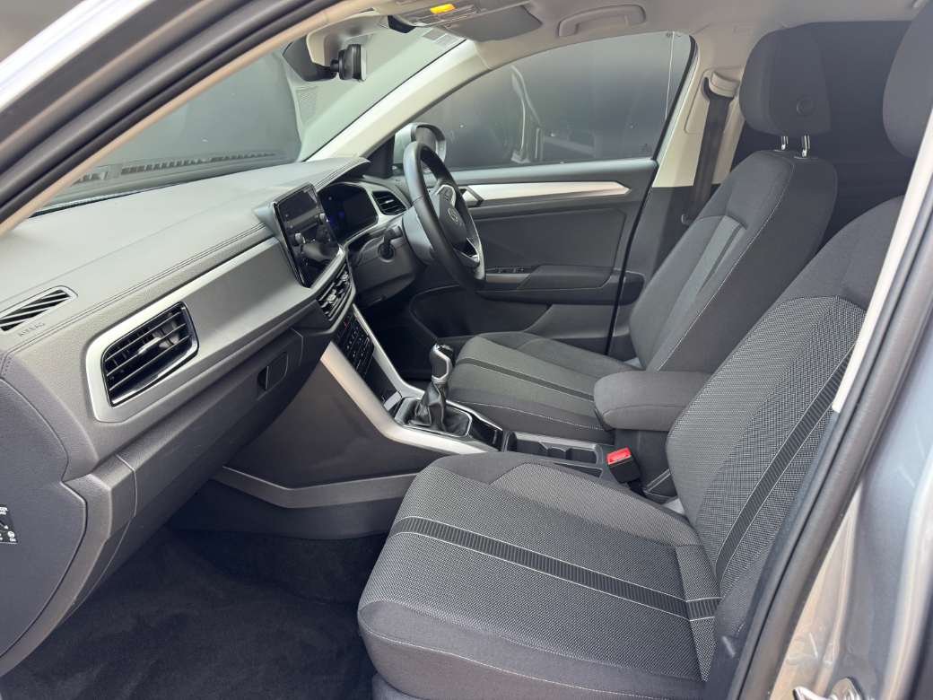2023 Volkswagen T-Roc