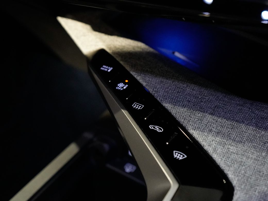 2025 Peugeot 3008