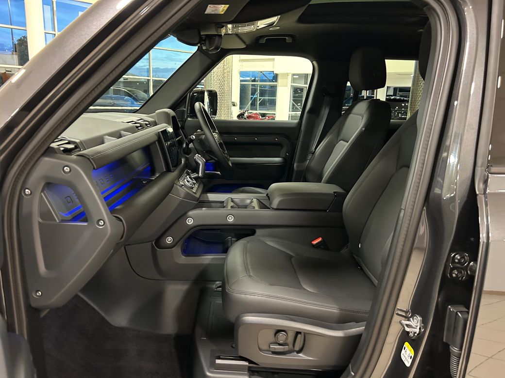 2025 Land Rover Defender