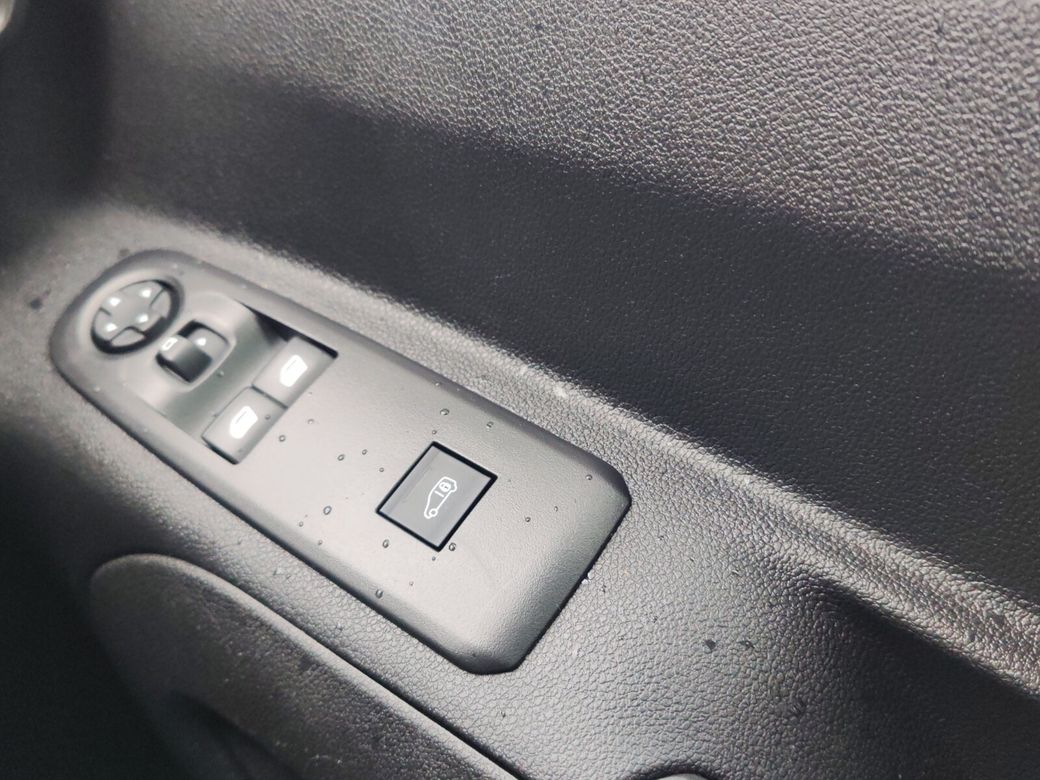 2020 Peugeot Partner