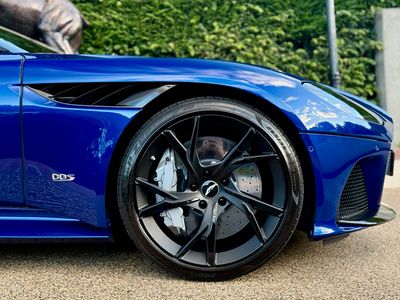 2018 Aston Martin DBS