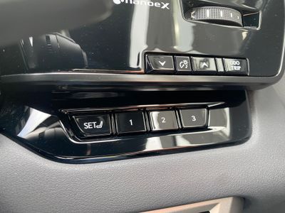 2025 Lexus RX450h+