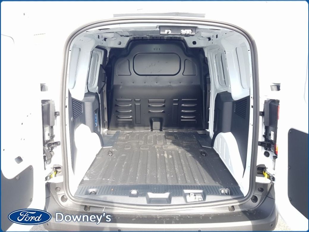 2026 Ford Transit Courier