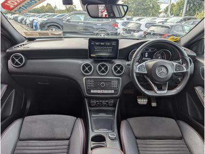 2017 Mercedes-Benz A 180