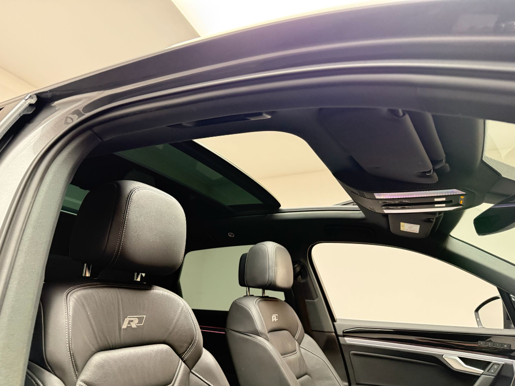 2020 Volkswagen Touareg