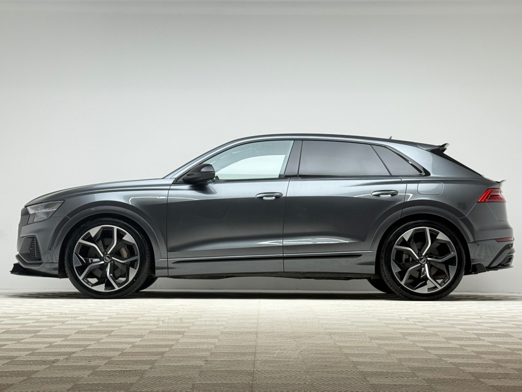 2023 Audi Q8