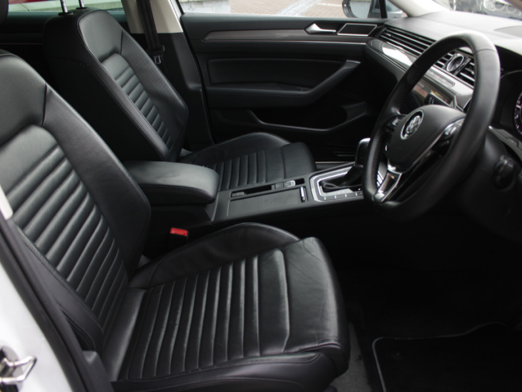 2019 Volkswagen Passat