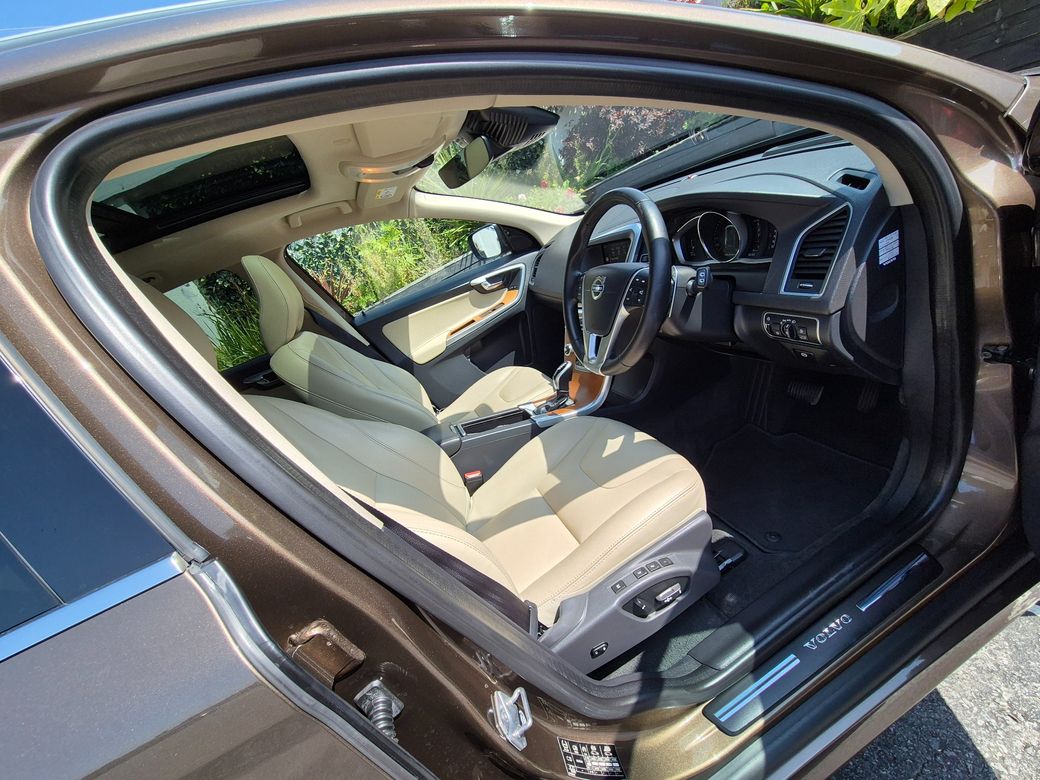2017 Volvo XC60