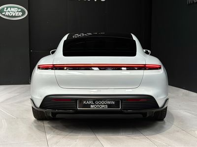 2024 Porsche Taycan