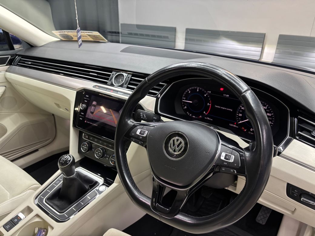 2019 Volkswagen Passat