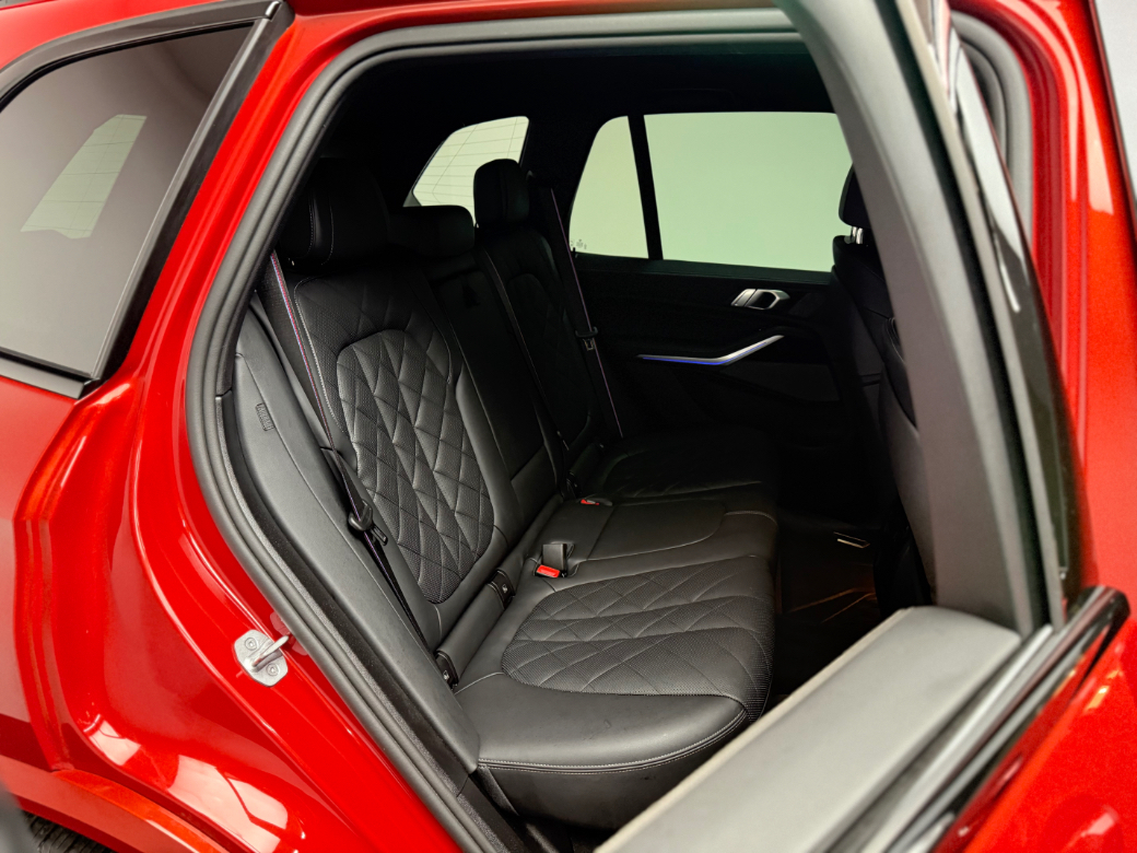 2025 BMW X5