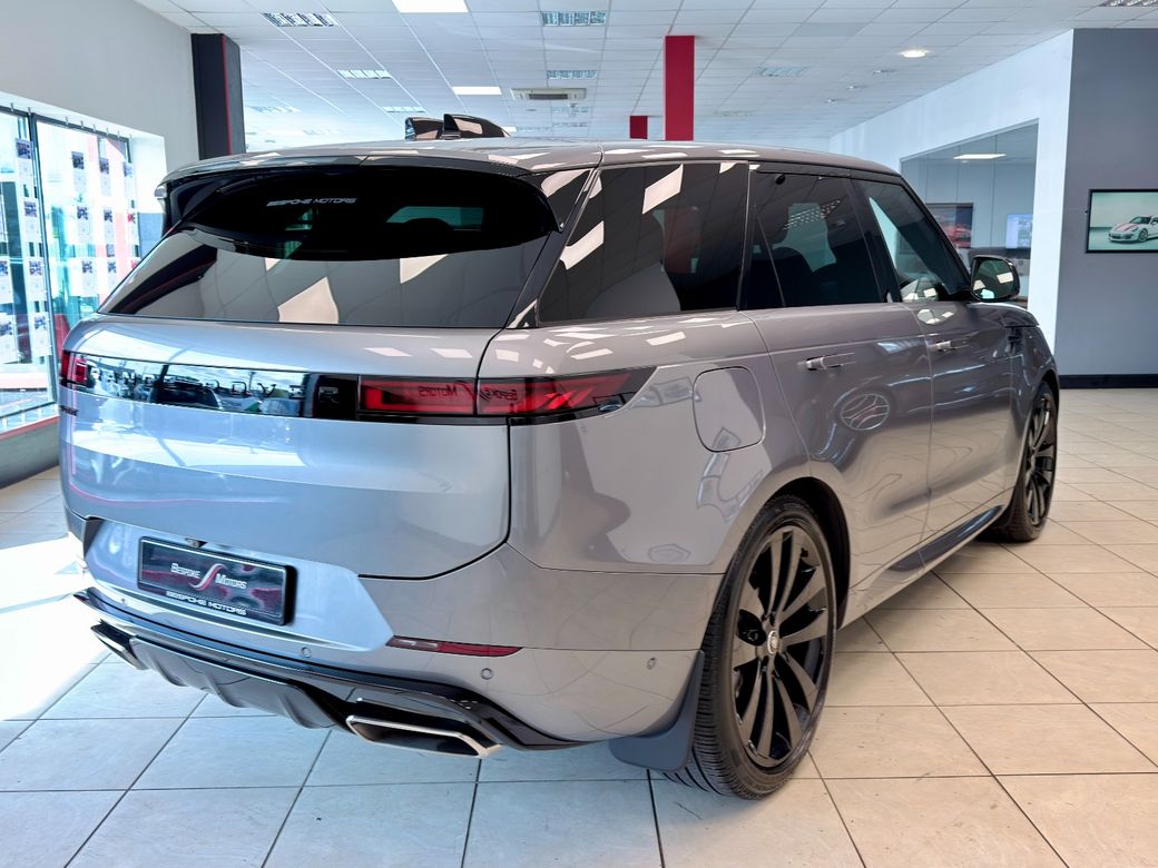 2025 Land Rover Range Rover Sport
