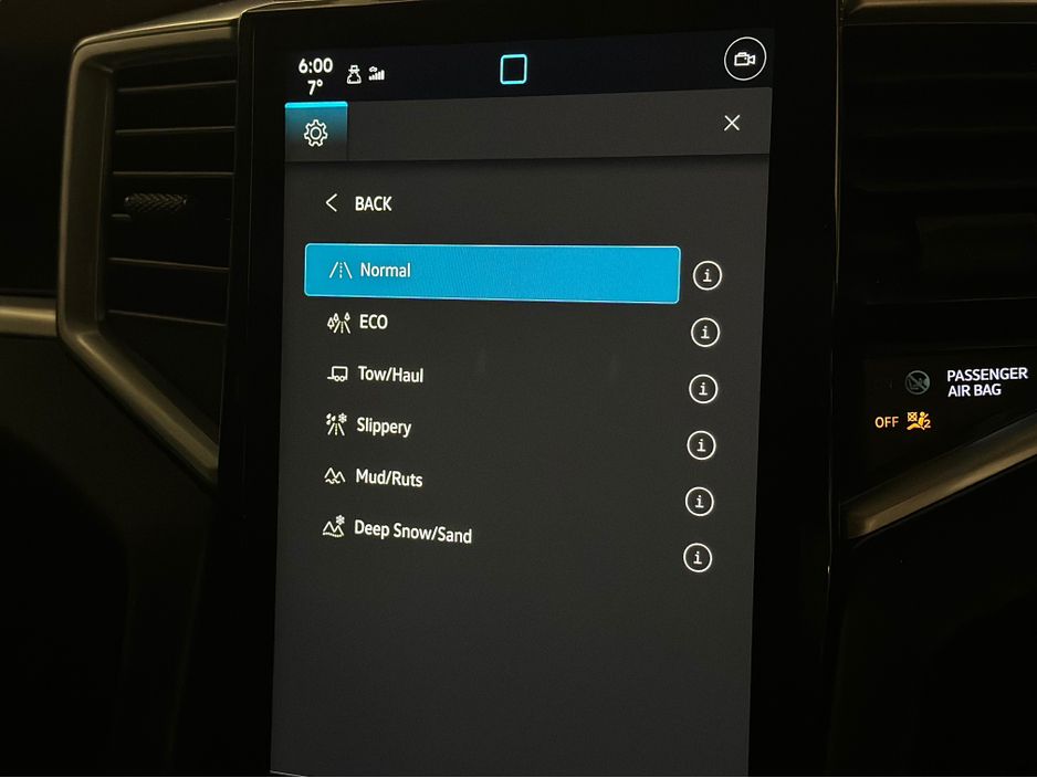 2025 Volkswagen Amarok