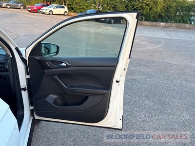 2023 Volkswagen T-Cross