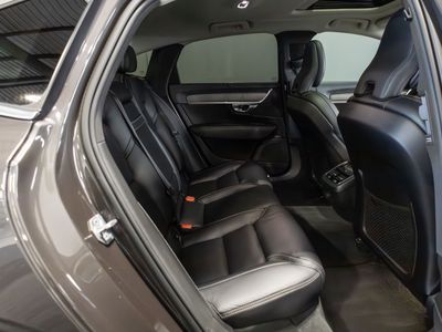 2021 Volvo S90