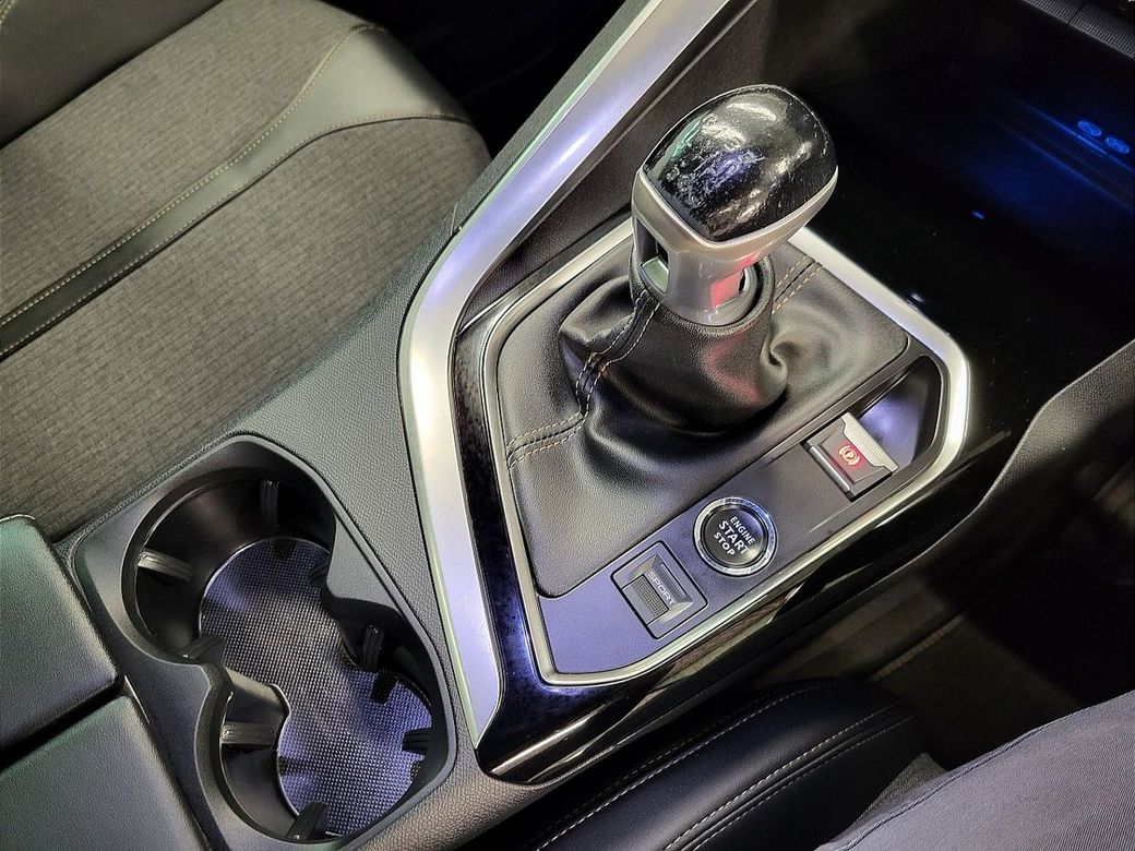 2020 Peugeot 5008