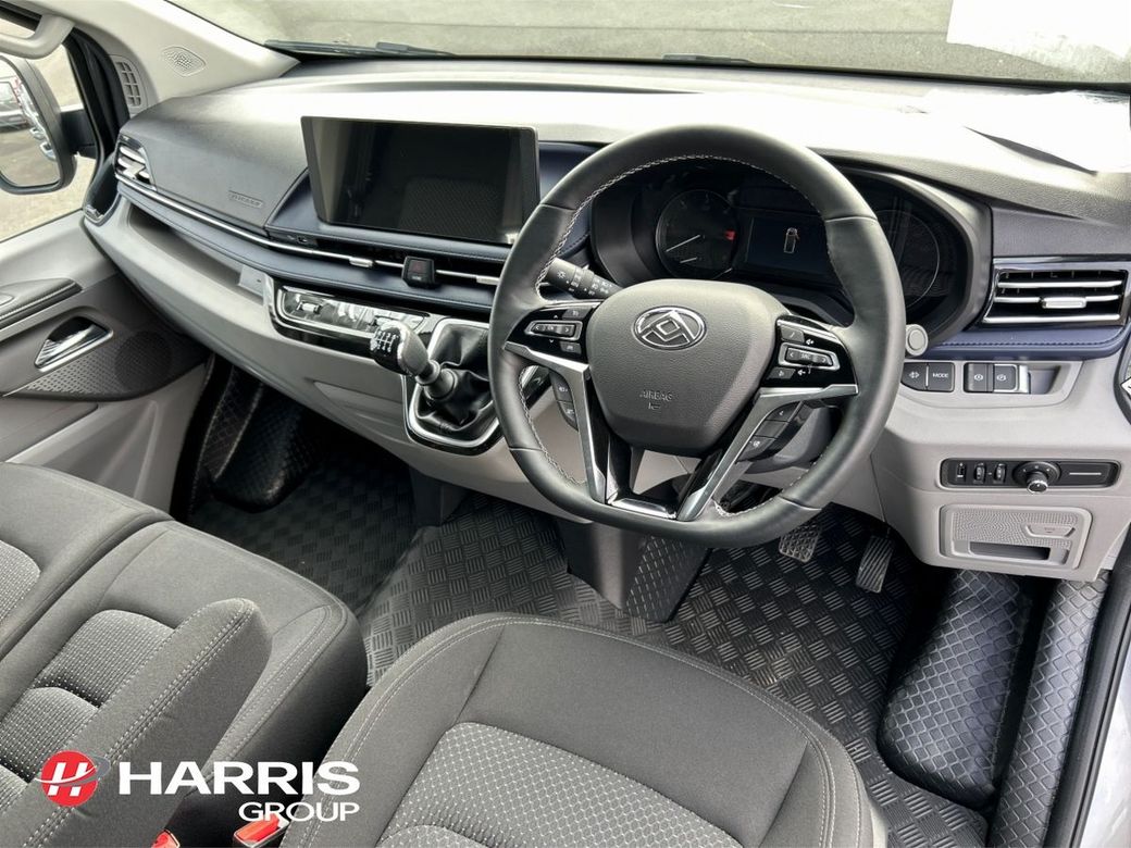 2025 Grey Maxus Deliver 7