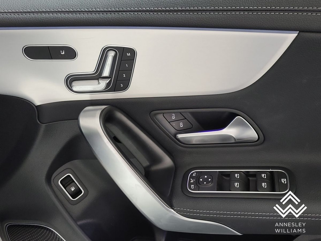 2025 Mercedes-Benz CLA Class