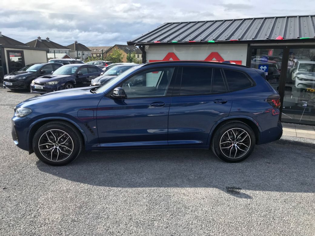 2022 BMW iX3