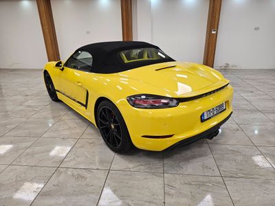 2017 Porsche Boxster
