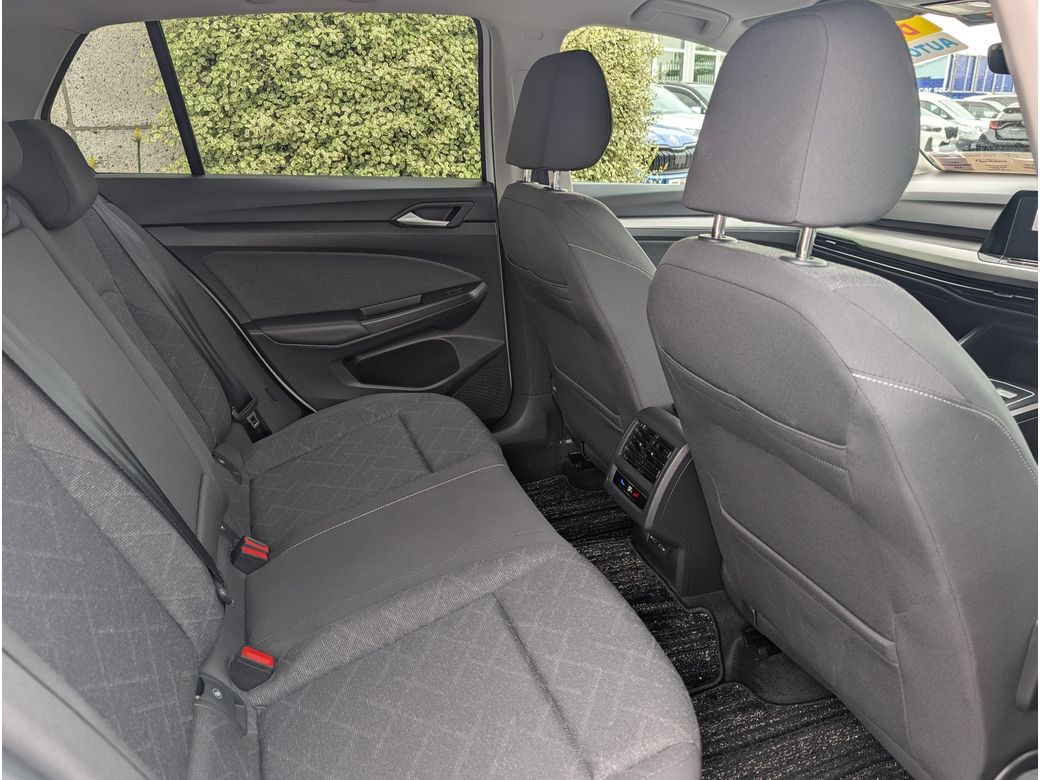 2023 Volkswagen Golf